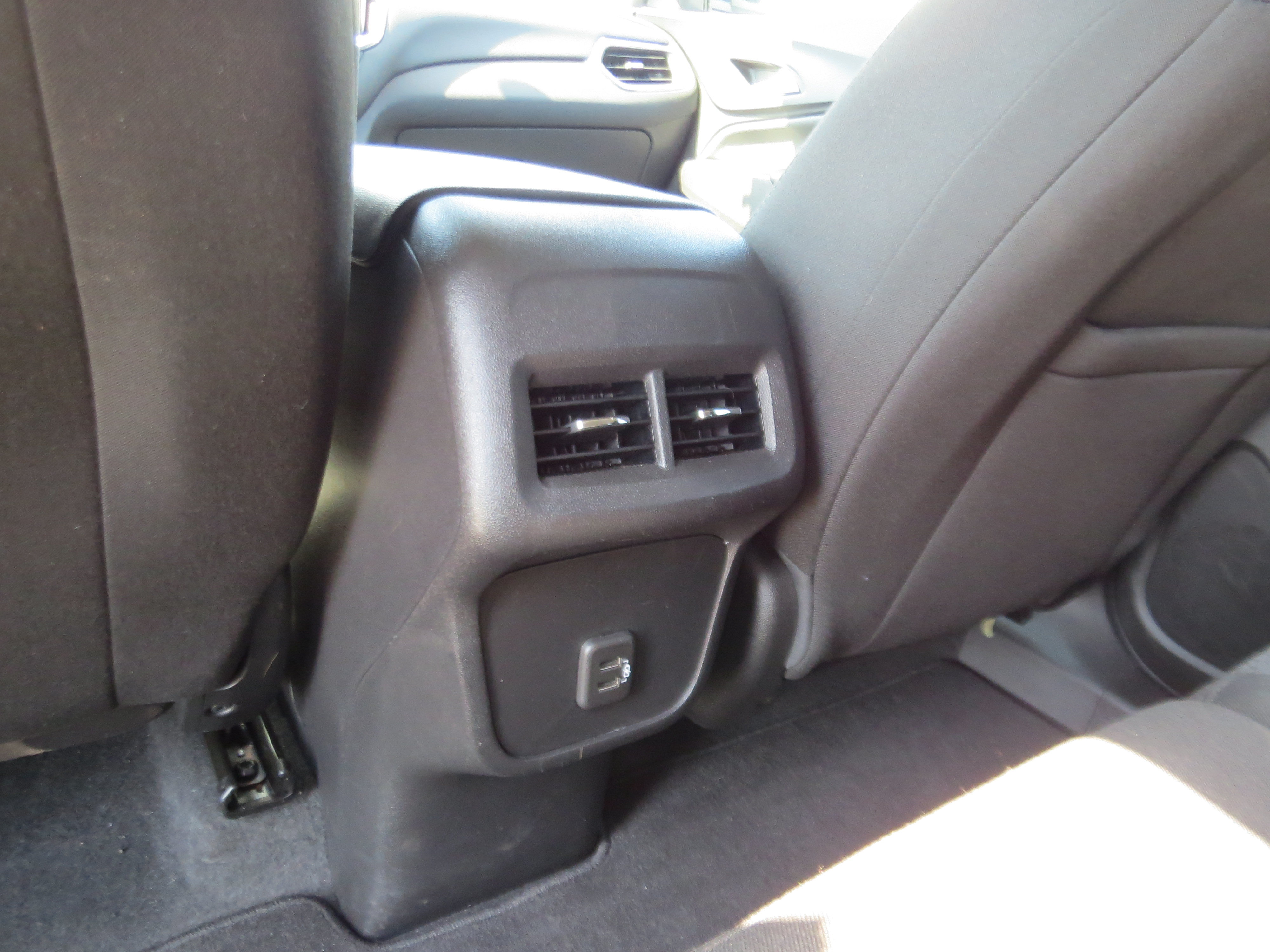 Used 2024 Chevrolet Equinox LT AWD/4WD image 14