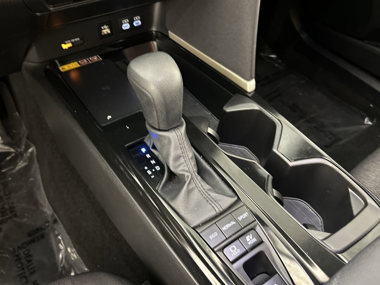 Used 2025 Toyota Camry LE FWD image 16