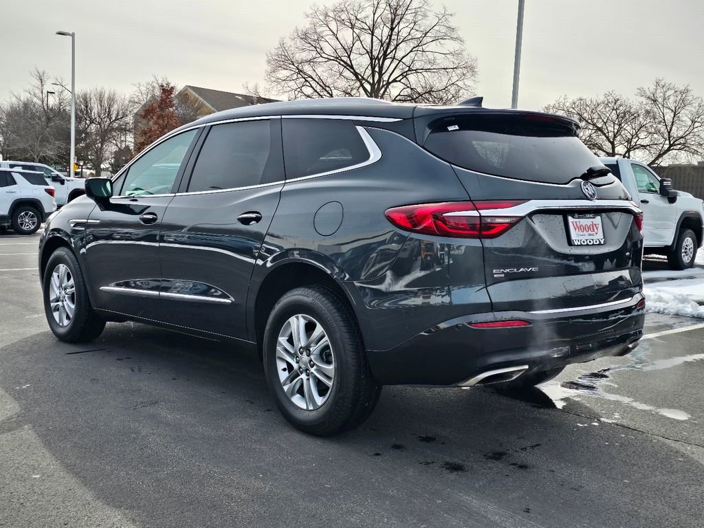 Used 2020 Buick Enclave Essence image 8