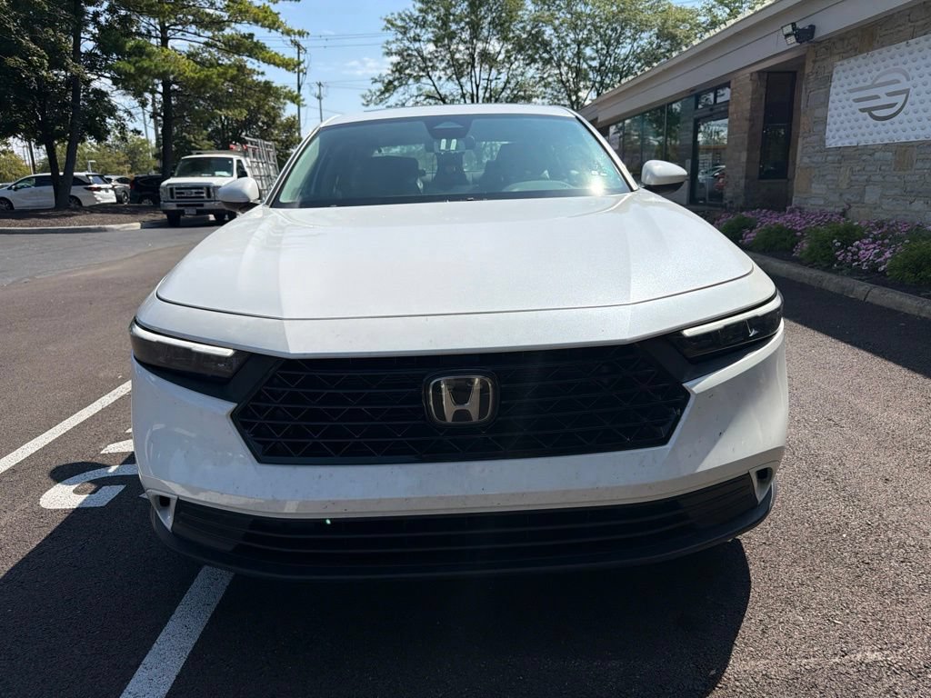 Certified 2023 Honda Accord EX image 3