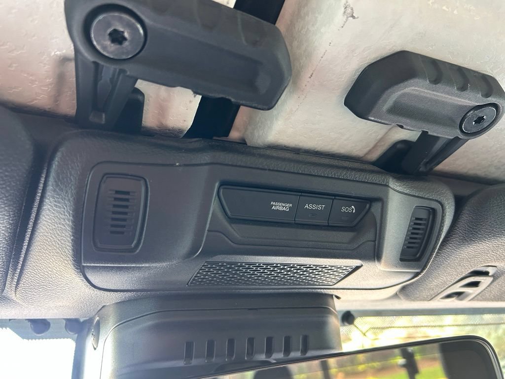 Used 2025 Jeep Gladiator Rubicon w/ Safety Group AWD/4WD image 68