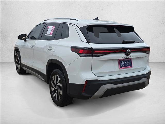 Used 2025 Volkswagen Tiguan S image 7