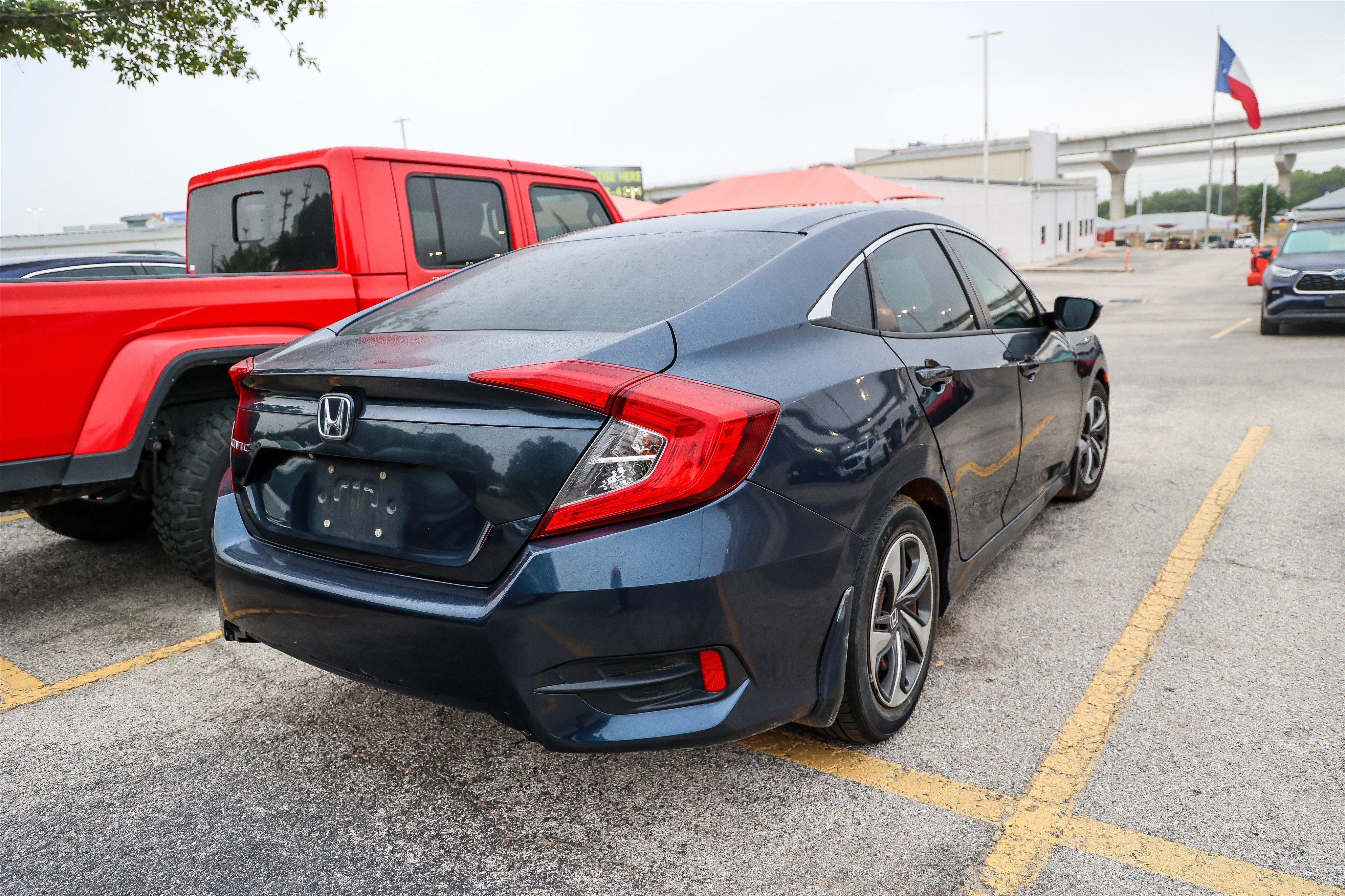 Used 2019 Honda Civic LX image 8