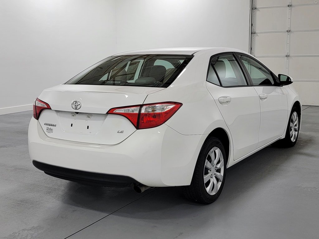 Used 2015 Toyota Corolla LE FWD image 8