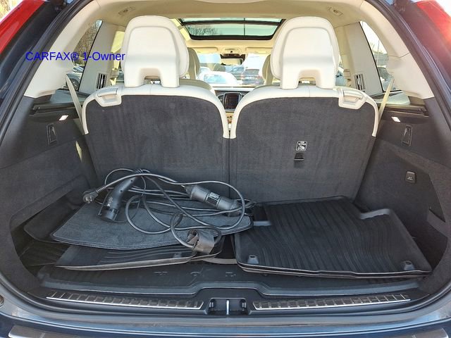 Used 2022 Volvo XC90 T8 Inscription Expression w/ Climate Package image 30