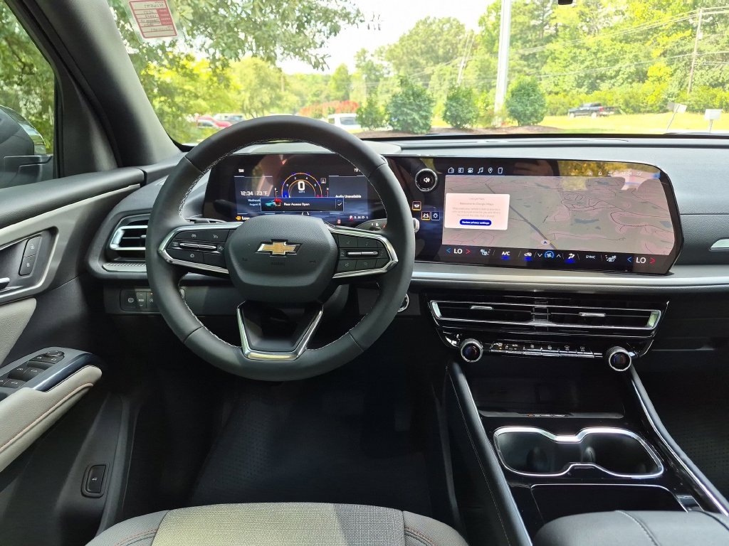 New 2027 Chevrolet Traverse LT FWD image 33