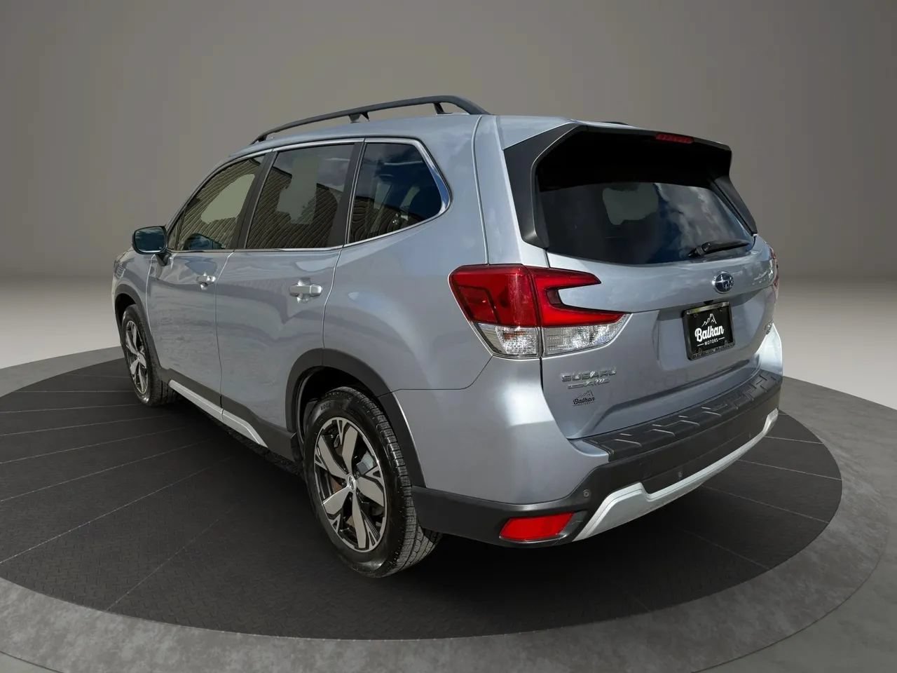 Used 2020 Subaru Forester Touring AWD/4WD image 8