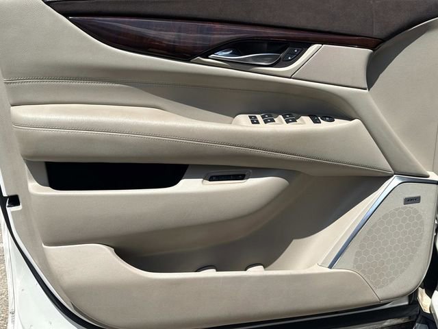 Used 2015 Cadillac Escalade ESV Luxury RWD image 27