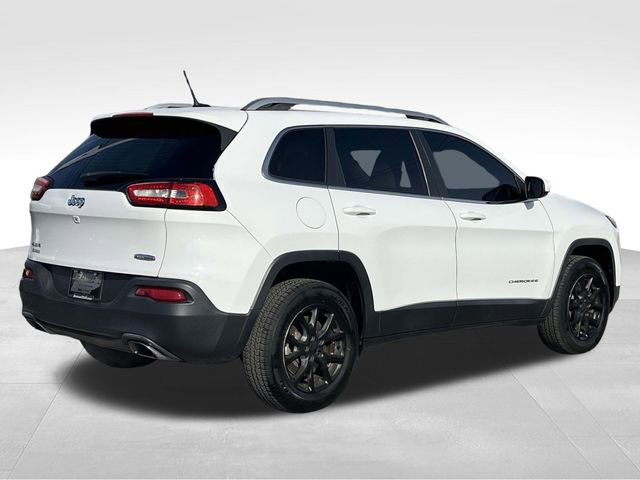 Used 2016 Jeep Cherokee Latitude image 7