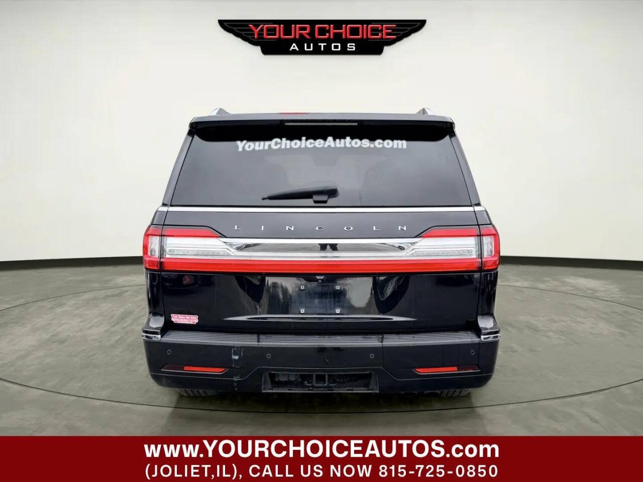 Used 2019 Lincoln Navigator Premiere AWD/4WD image 4