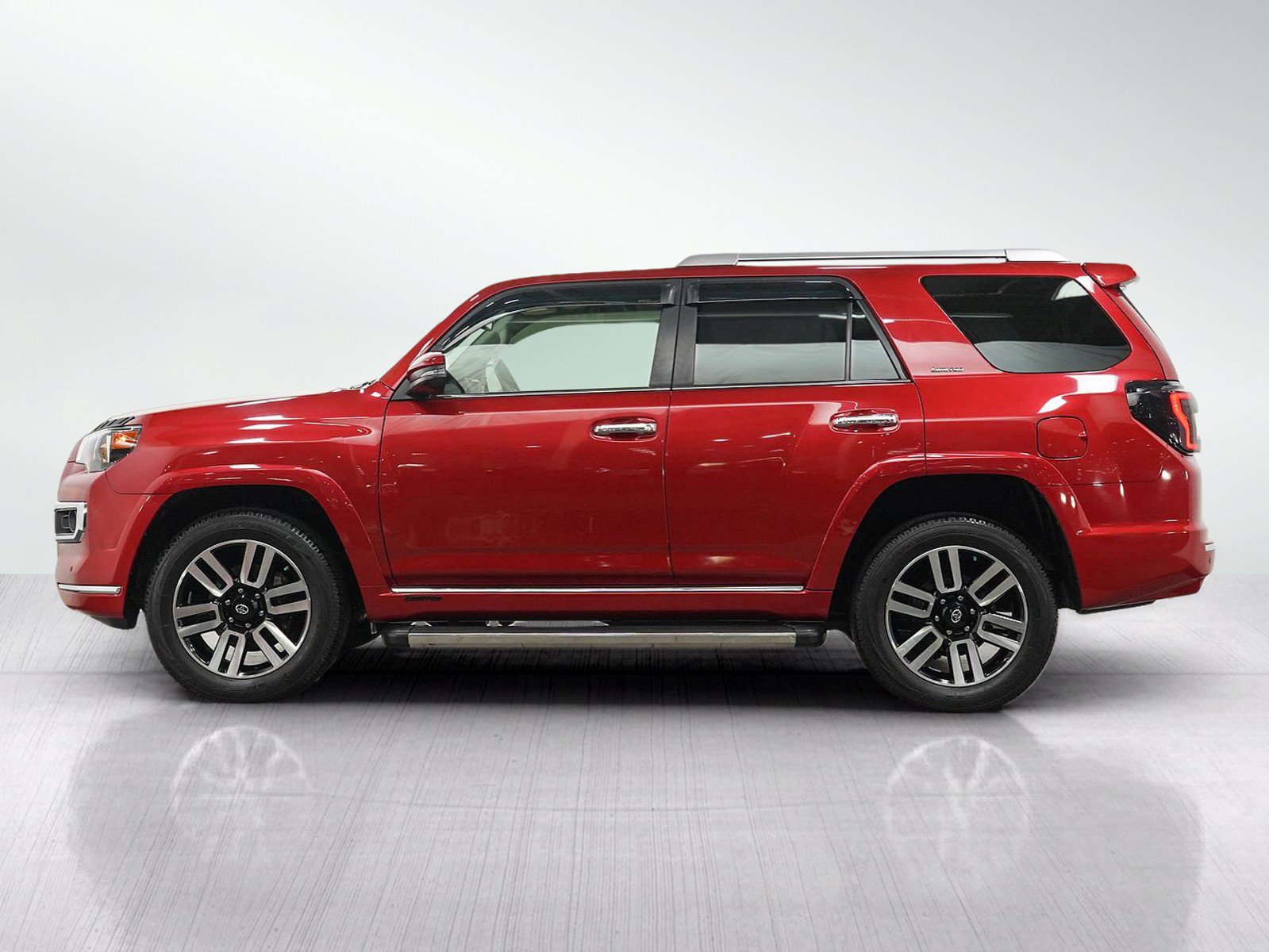 Used 2021 Toyota 4Runner Limited AWD/4WD image 2