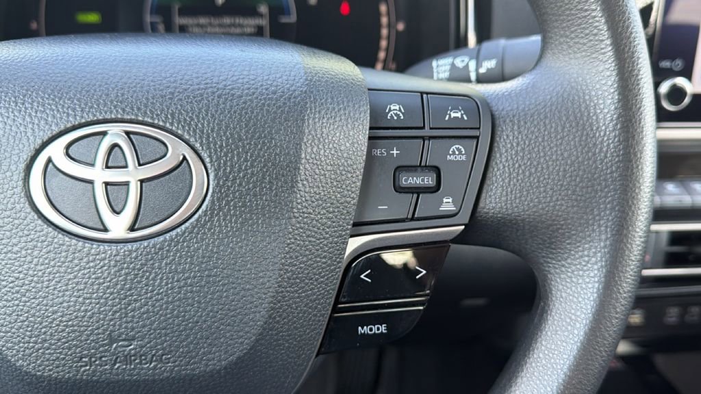 Certified 2025 Toyota Camry LE image 27