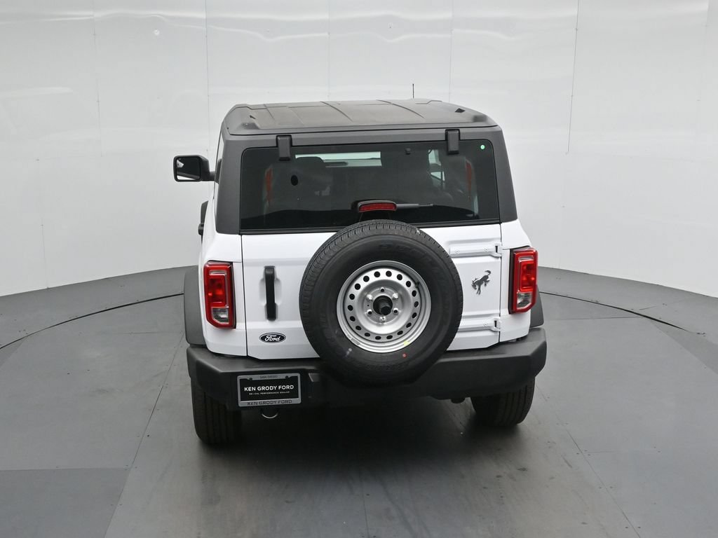 New 2026 Ford Bronco 2-Door AWD/4WD image 33