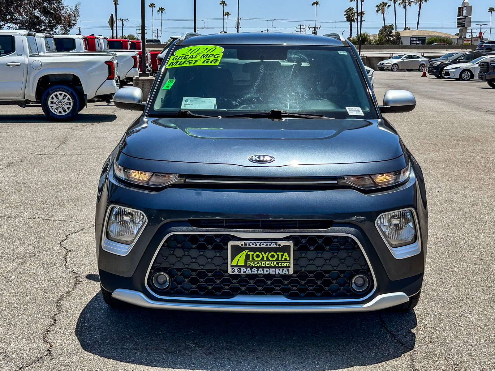 Used 2020 Kia Soul X-Line FWD image 2