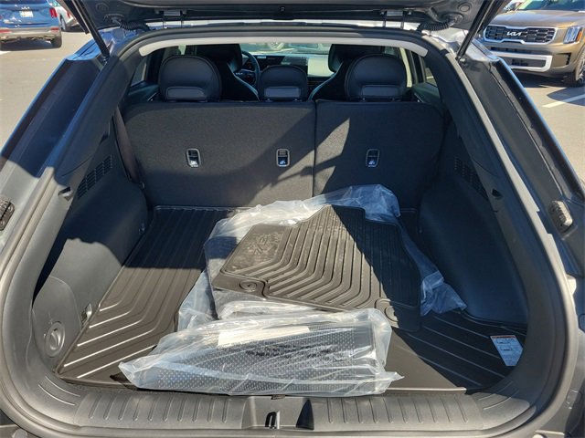 New 2025 Kia EV6 Light w/ Light LR Technology Package image 9