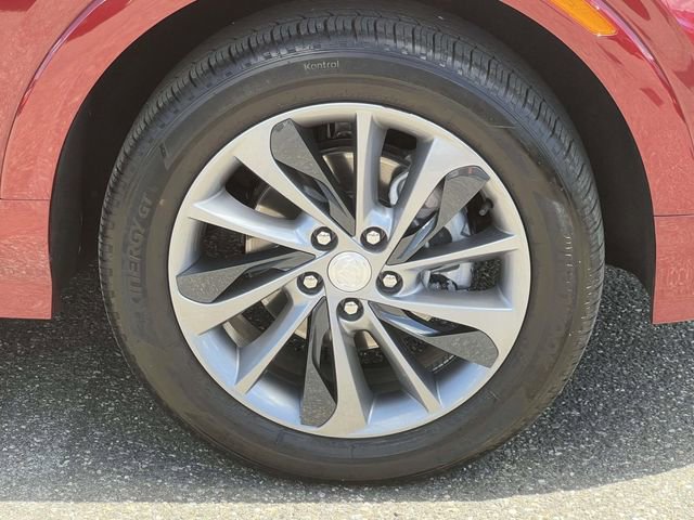 Used 2023 Buick Encore GX Select w/ Sport Touring Package AWD/4WD image 8