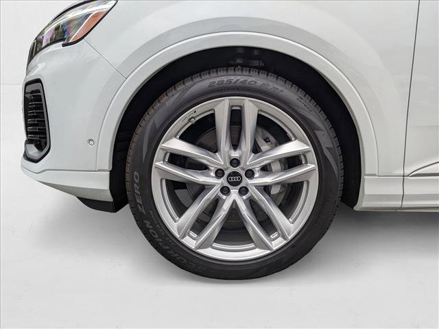 New 2025 Audi Q7 3.0T Premium Plus image 9