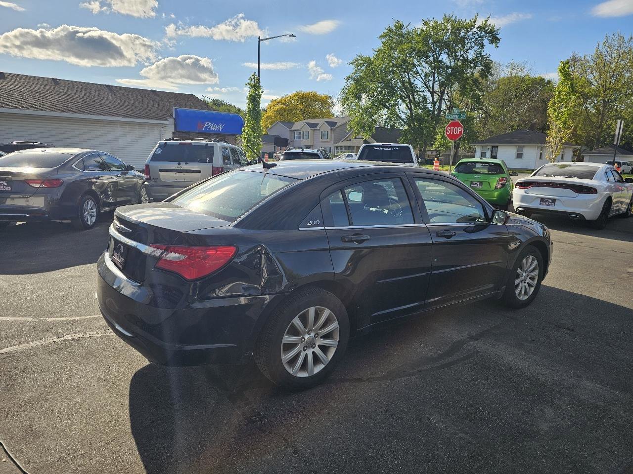 Used 2013 Chrysler 200 Touring FWD image 12