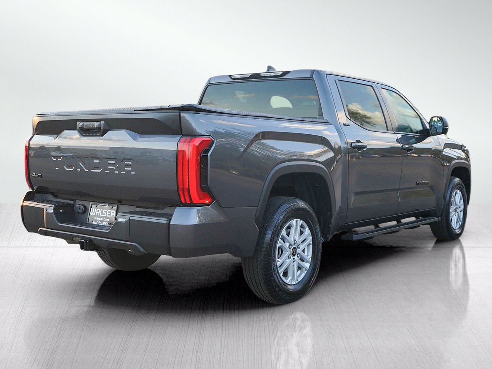 Used 2024 Toyota Tundra SR5 w/ SR5 Premium Package AWD/4WD image 5
