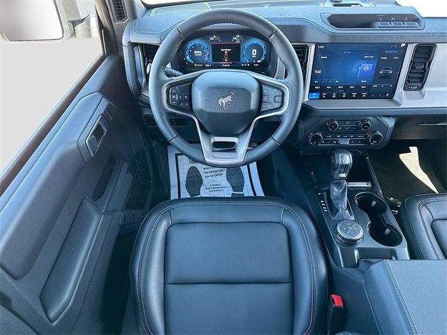 Used 2025 Ford Bronco Outer Banks image 22