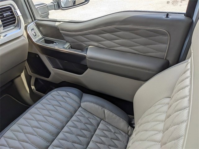 Used 2026 Ford F450 Platinum w/ Platinum Plus Package image 18