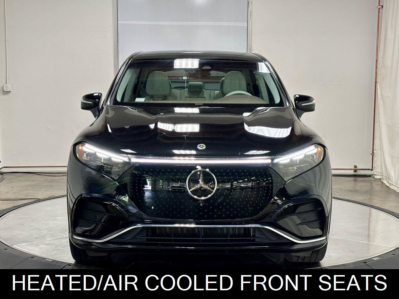 Used 2023 Mercedes-Benz EQS 580 4MATIC SUV image 3
