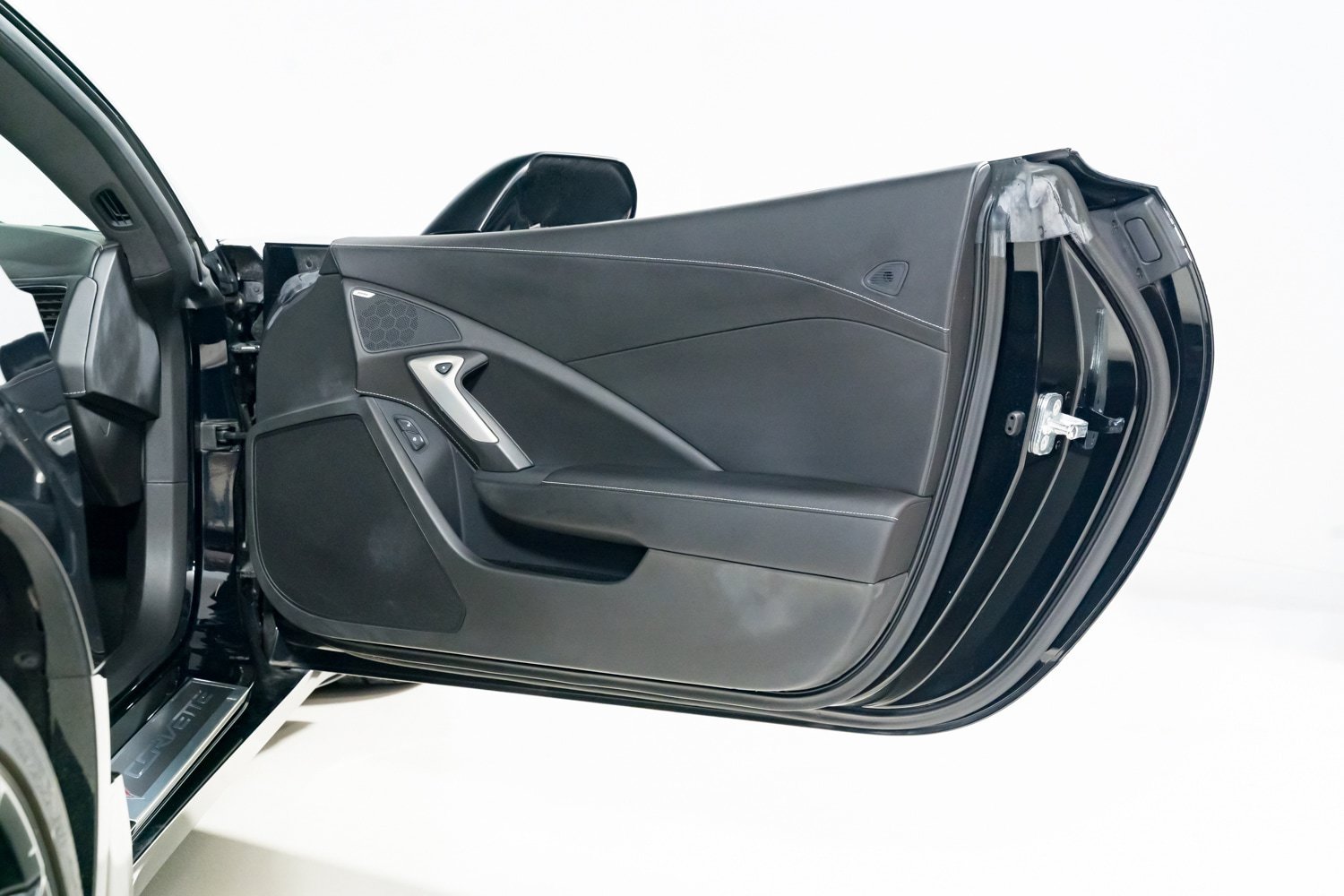 Used 2016 Chevrolet Corvette Z06 w/ 3LZ Preferred Equipment Group RWD image 22