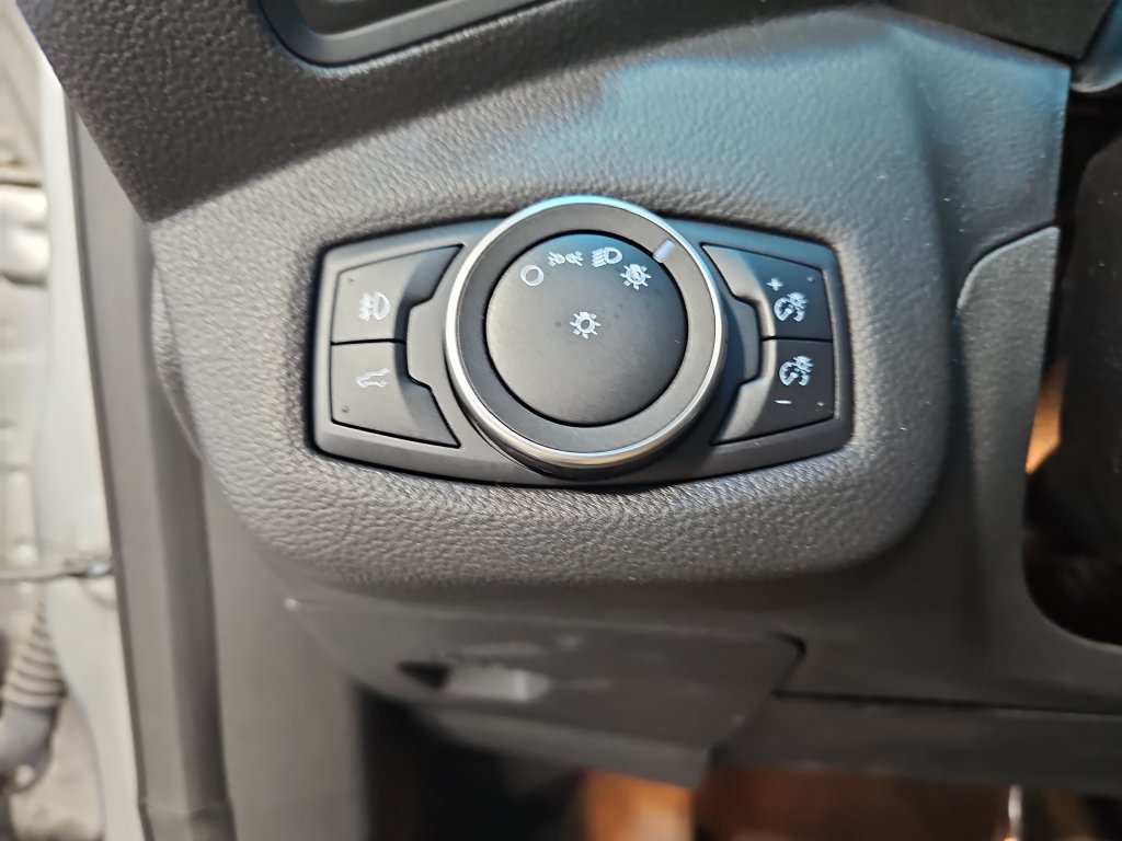 Used 2019 Ford Escape SE AWD/4WD image 25