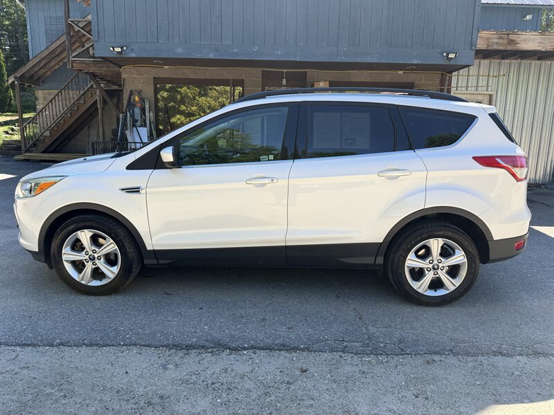 Used 2016 Ford Escape SE w/ SE Leather Comfort Package AWD/4WD image 58