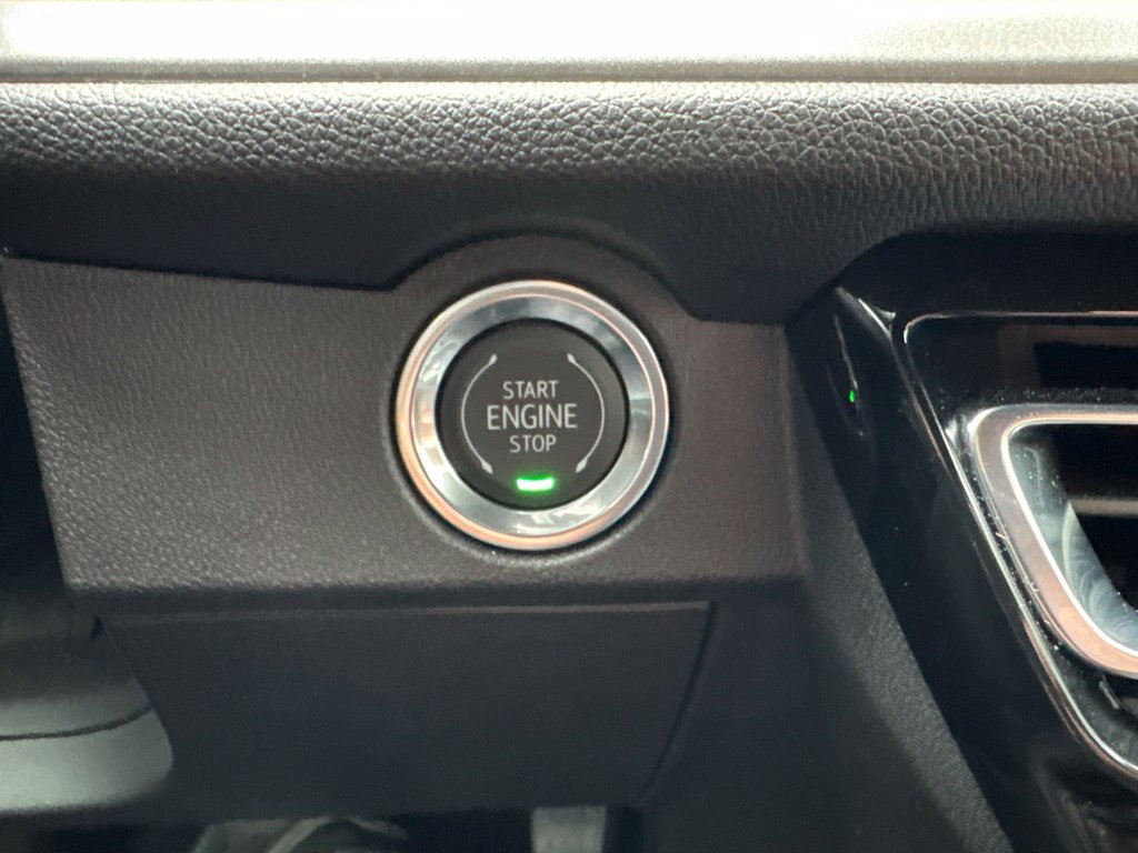 Used 2026 Chevrolet Traverse LT w/ Driver Confidence Package FWD image 29