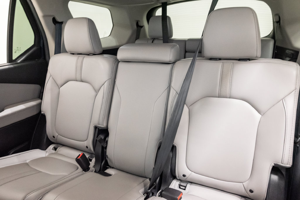 Used 2025 Honda Pilot EX-L image 29