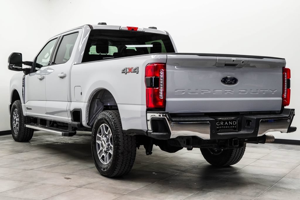 Used 2026 Ford F250 Lariat AWD/4WD image 11