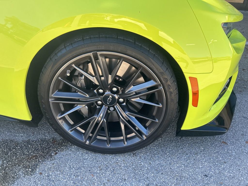 Used 2020 Chevrolet Camaro ZL1 image 10