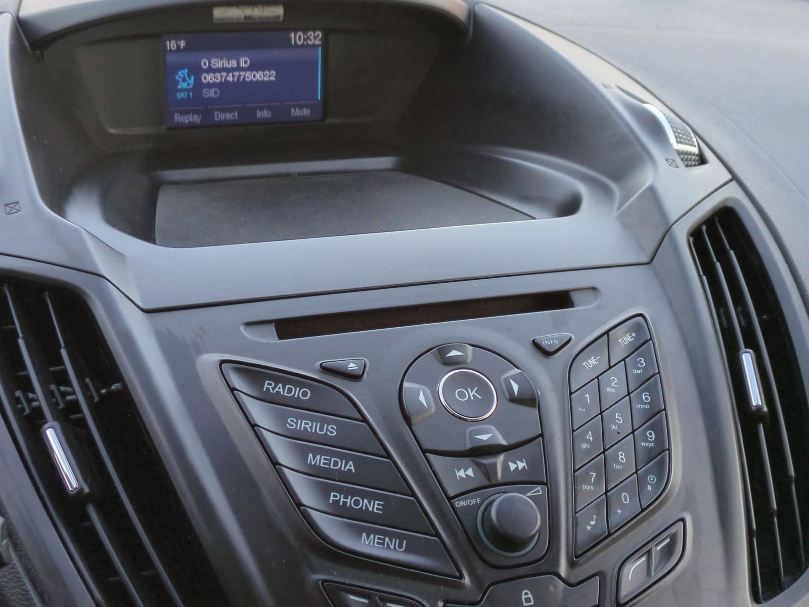 Used 2015 Ford Escape SE image 22