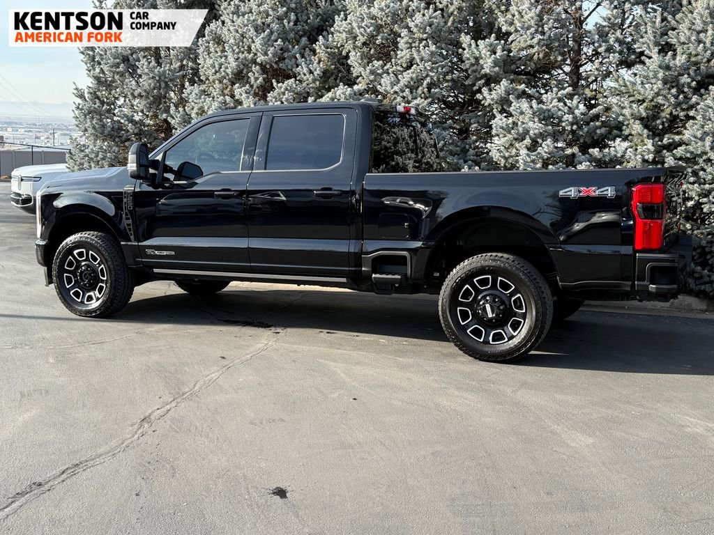 Used 2025 Ford F250 Platinum image 5