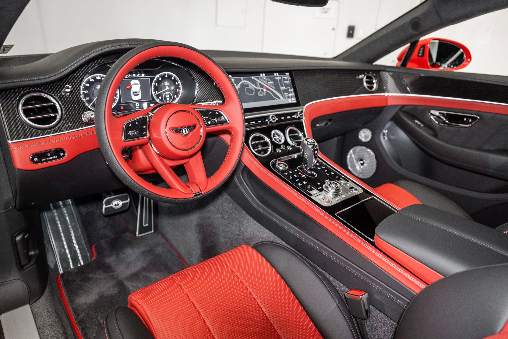Certified 2024 Bentley Continental GT V8 AWD/4WD image 16