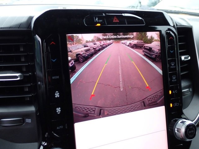 New 2026 RAM 1500 4x4 Crew Cab image 21
