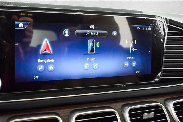 New 2026 Mercedes-Benz GLS 580 4MATIC image 16