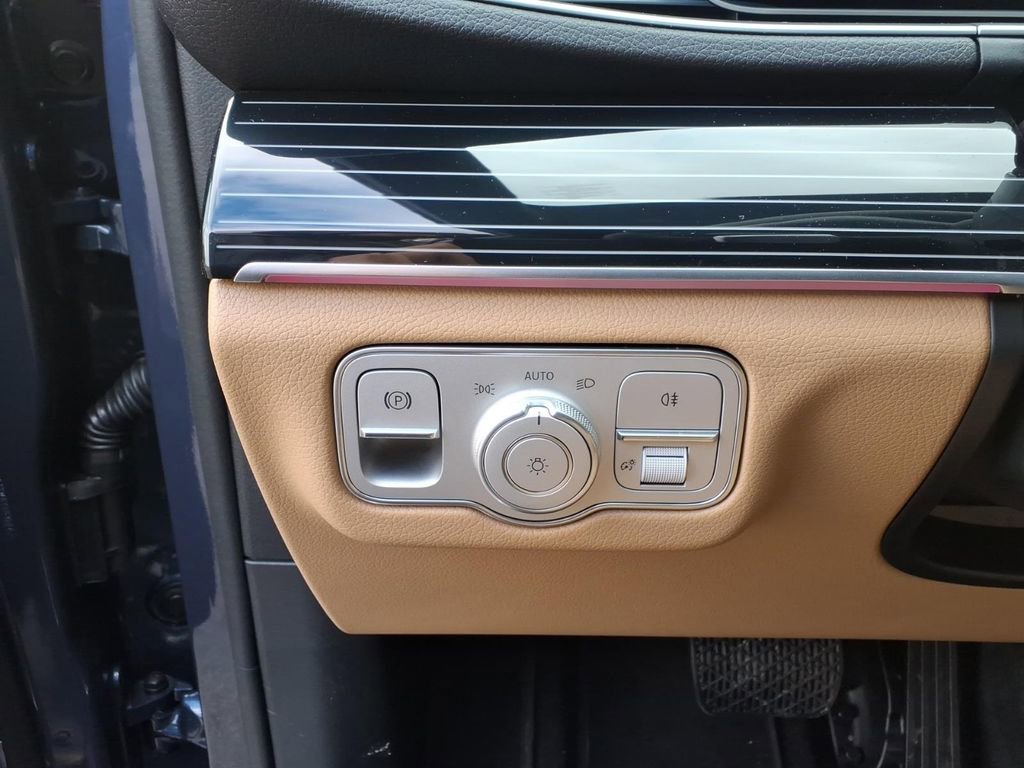 New 2026 Mercedes-Benz GLE 450 4MATIC image 17