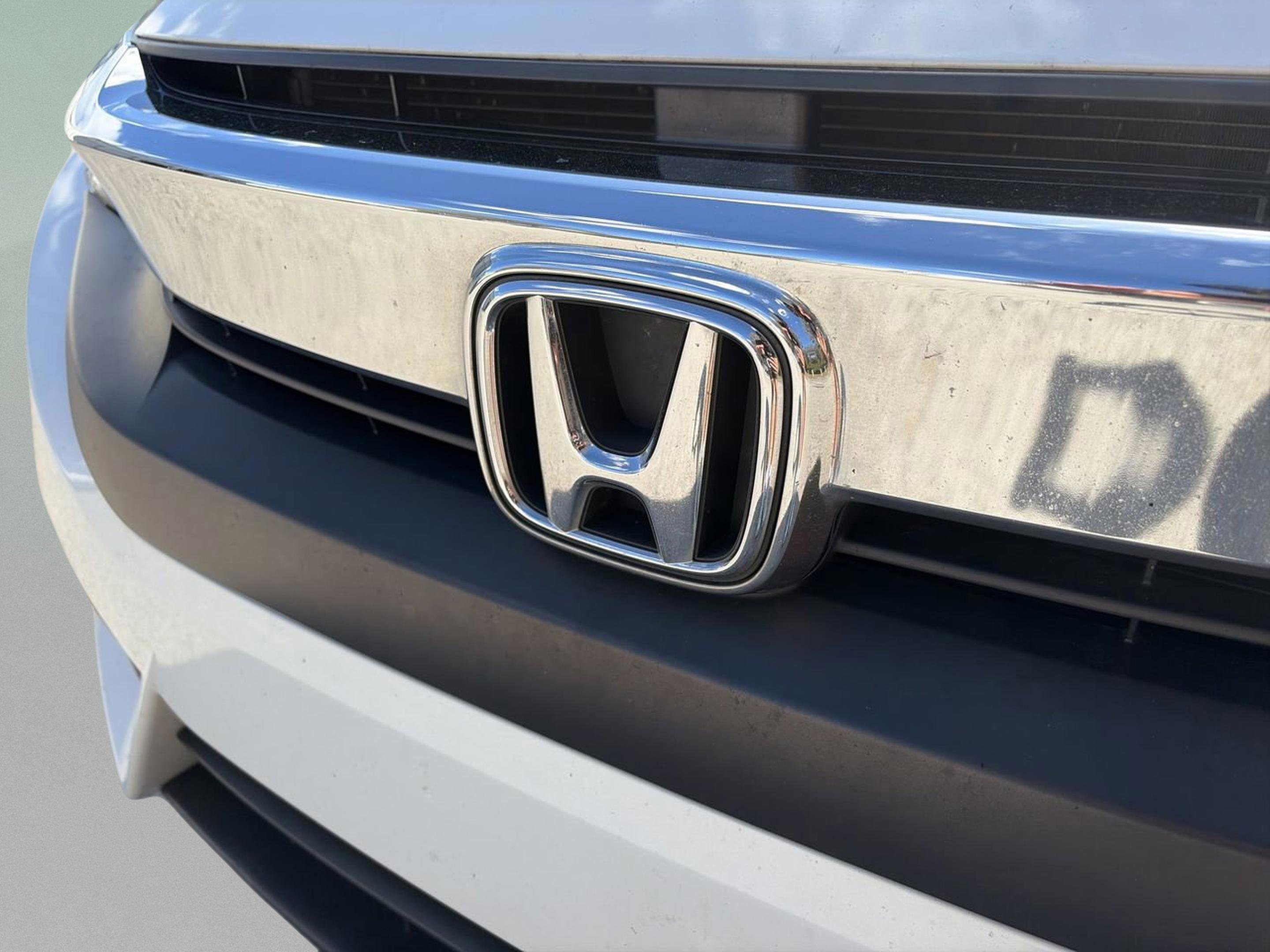 Used 2018 Honda Civic EX-L image 24