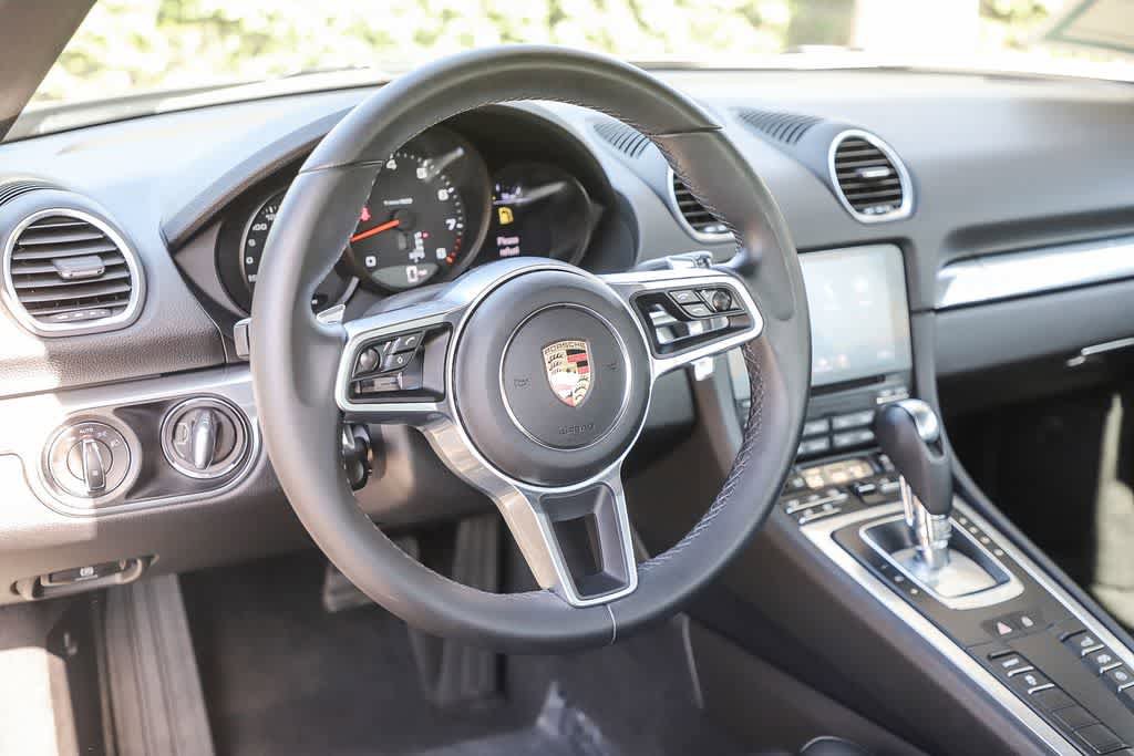 Used 2021 Porsche 718 Cayman RWD image 18