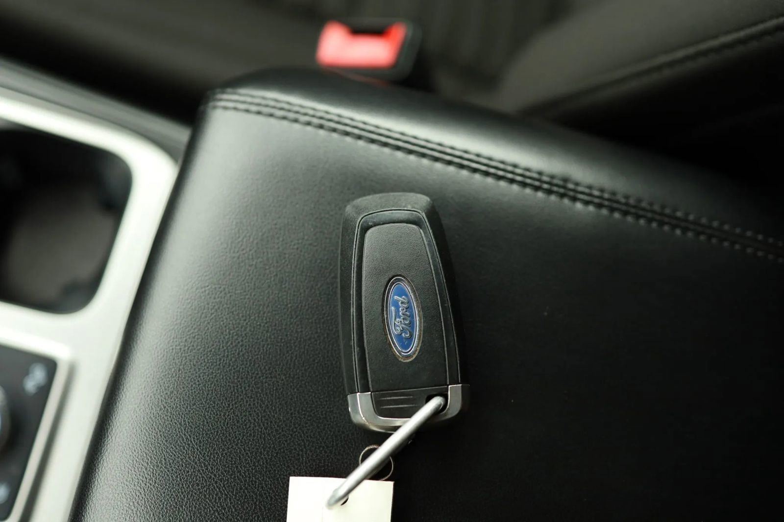 Used 2020 Ford Explorer XLT w/ Comfort Package image 24