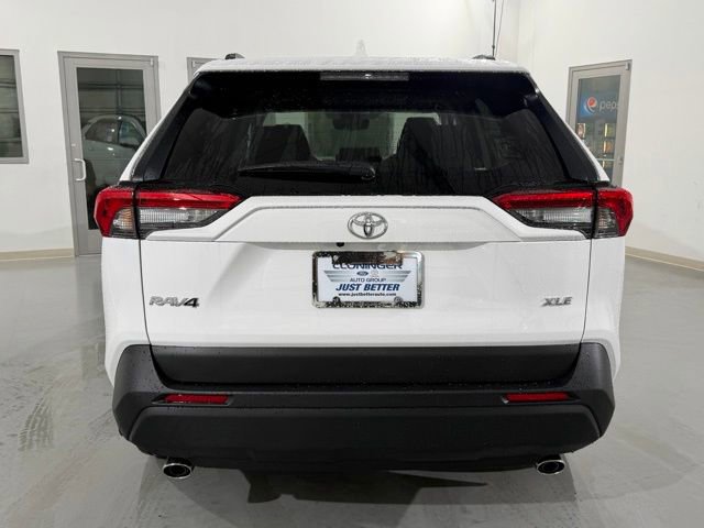 New 2025 Toyota RAV4 XLE image 5