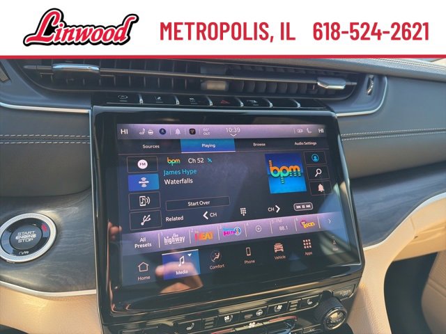 New 2025 Jeep Grand Cherokee L Limited image 30