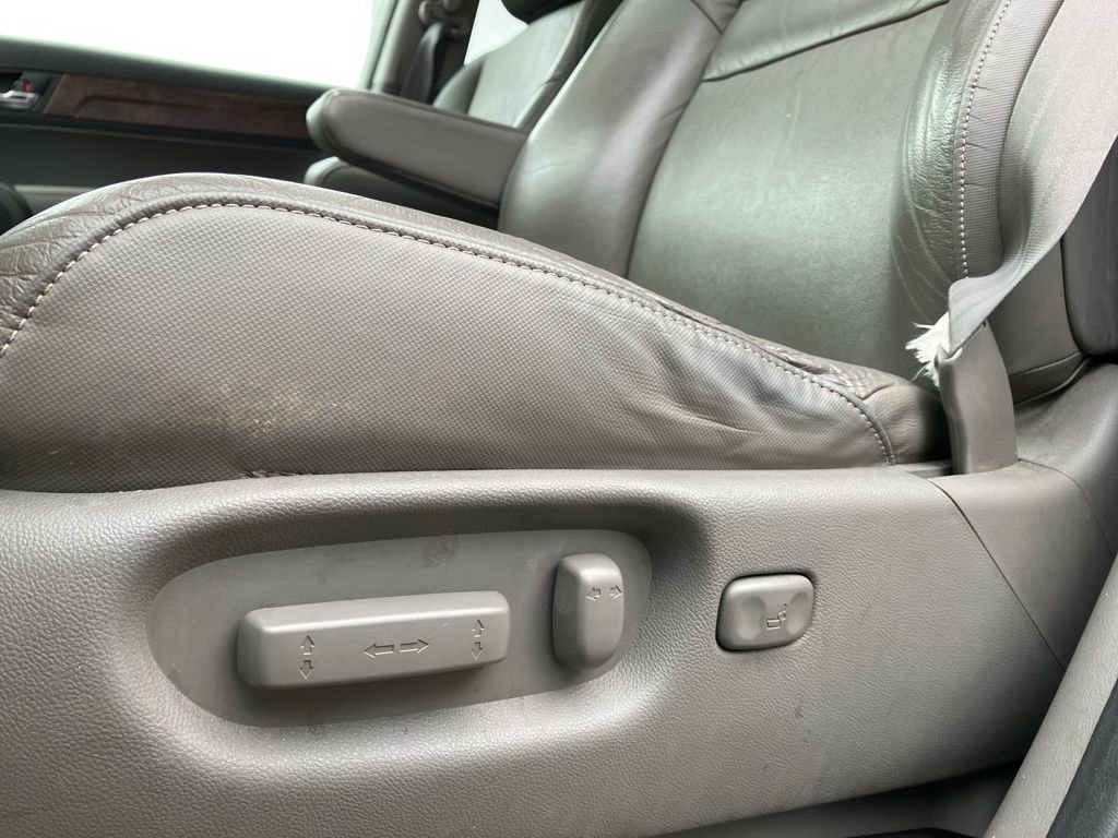 Used 2011 Honda CR-V EX-L image 17