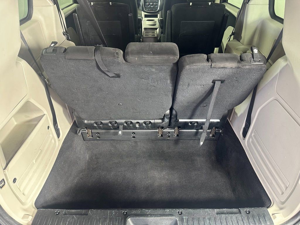 Used 2014 Dodge Grand Caravan SE w/ Quick Order Package 29E SE image 8