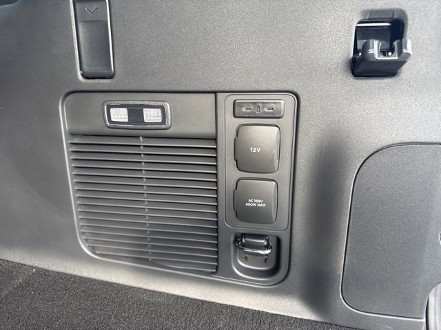 New 2025 Ford Expedition Max Platinum image 15