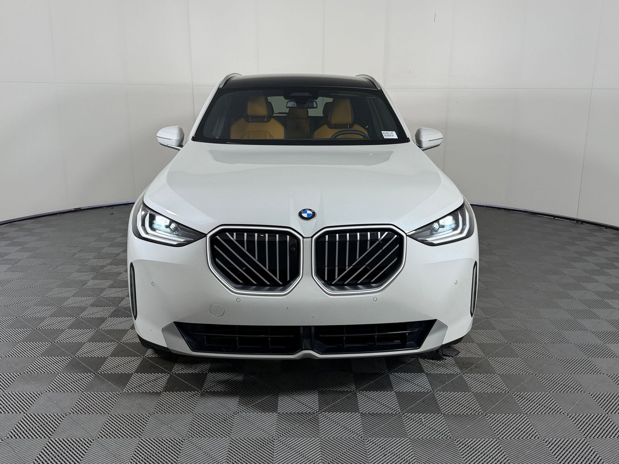 Used 2025 BMW X3 xDrive30i AWD/4WD image 6