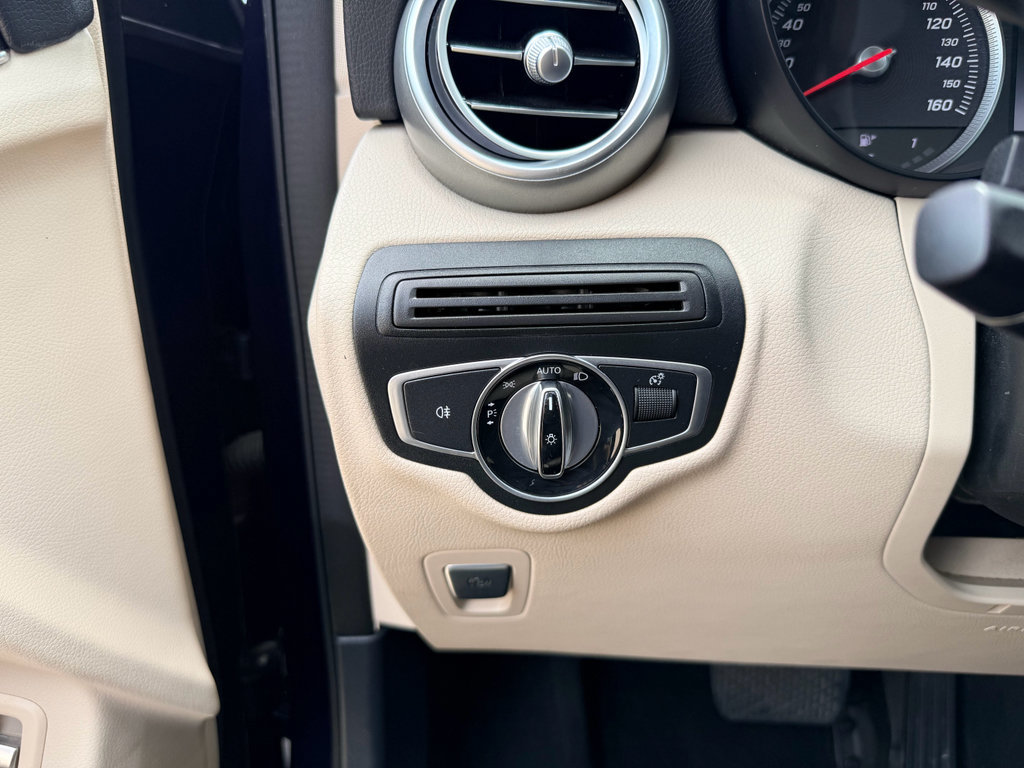 Used 2016 Mercedes-Benz GLC 300 image 18
