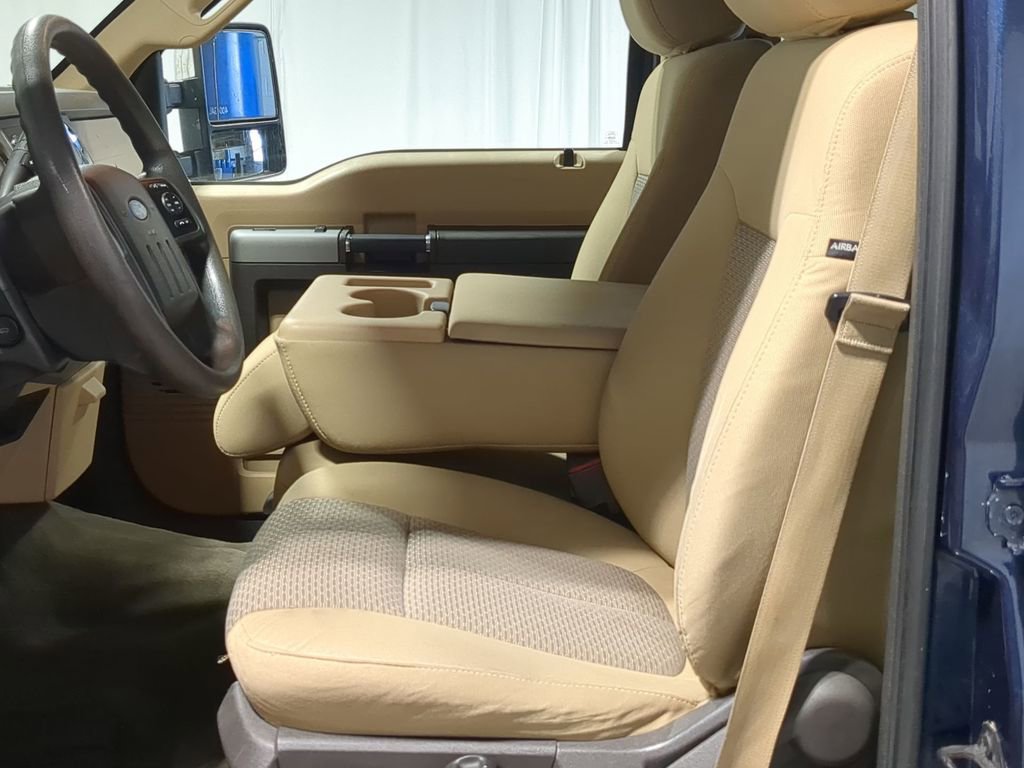 Used 2015 Ford F250 XLT w/ XTR Plus Package image 26